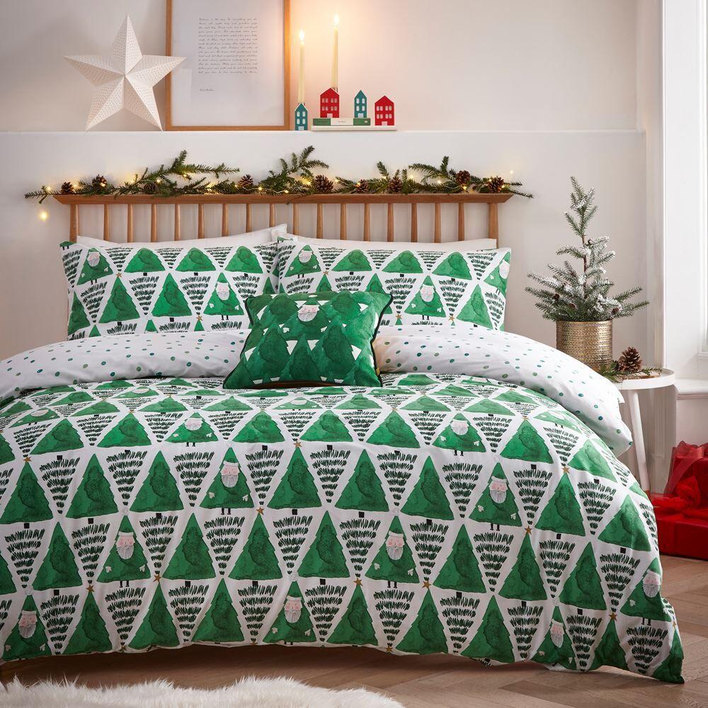 Furn Christmas Hide and Seek Santa Print Reversible Duvet Cover Set